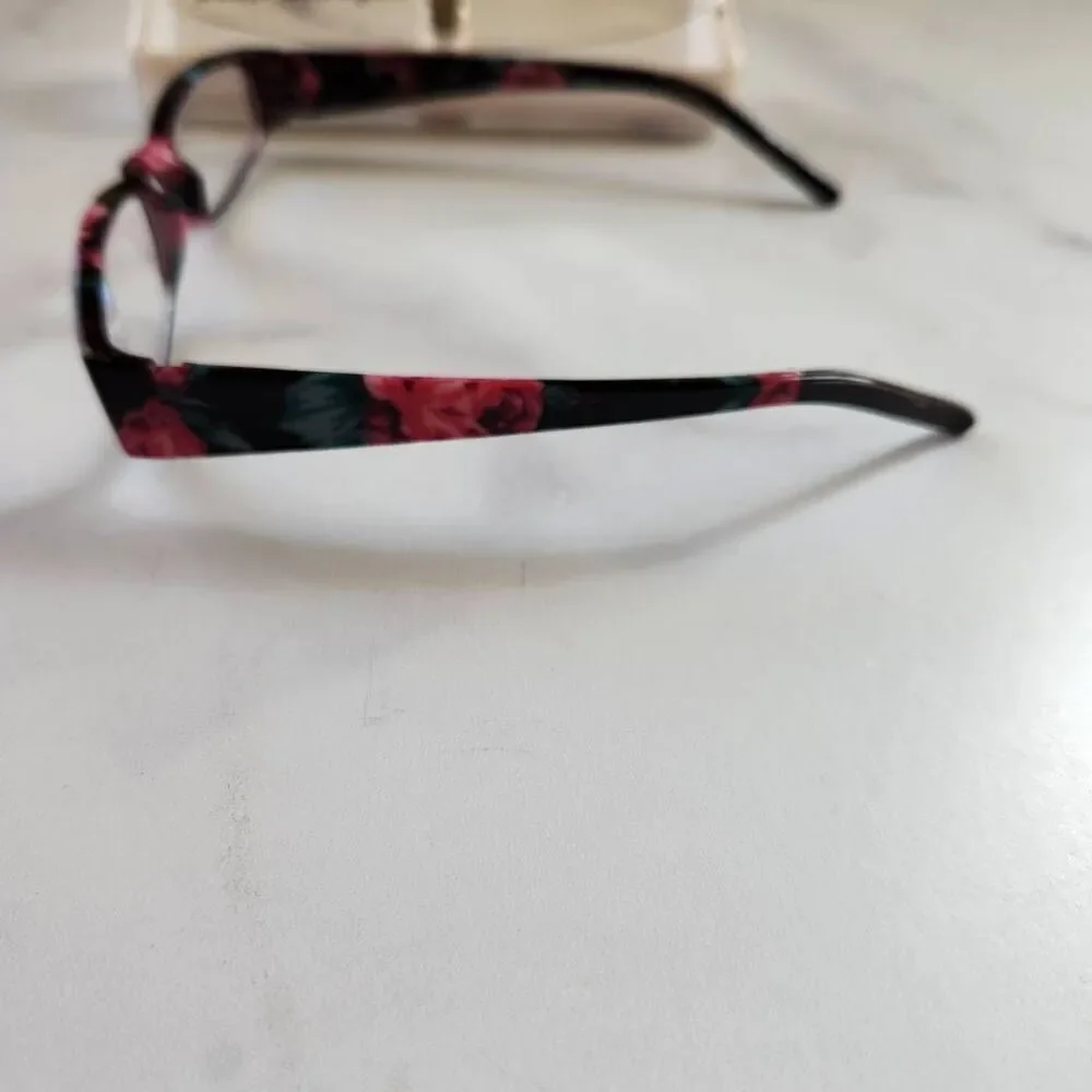 A.J. Morgan floral reading glasses readers eyeglasses black red